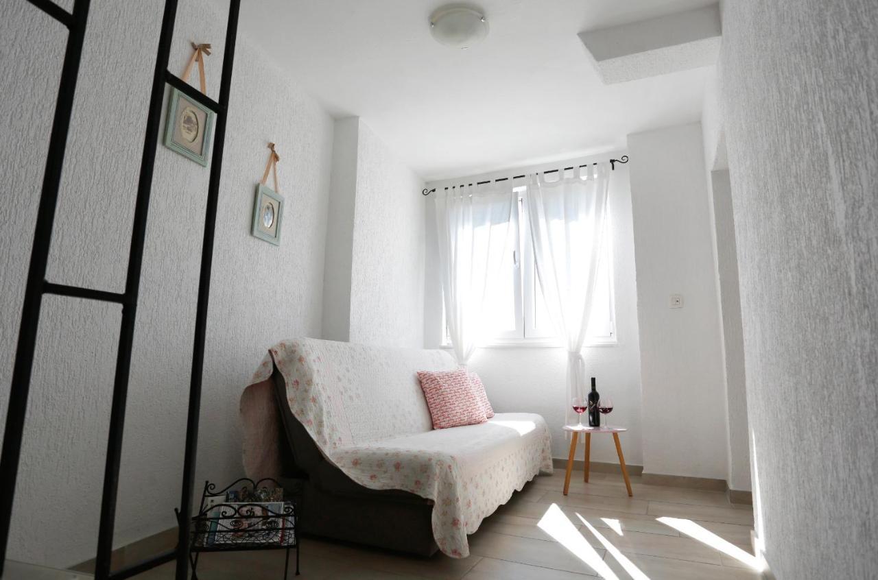 Holiday Home Miklica Klis Экстерьер фото