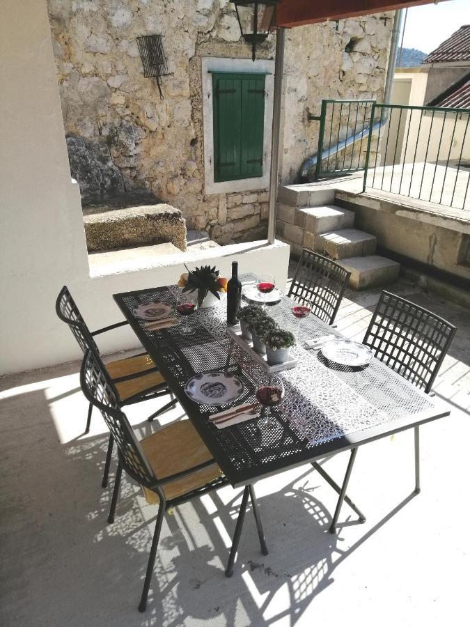 Holiday Home Miklica Klis Экстерьер фото