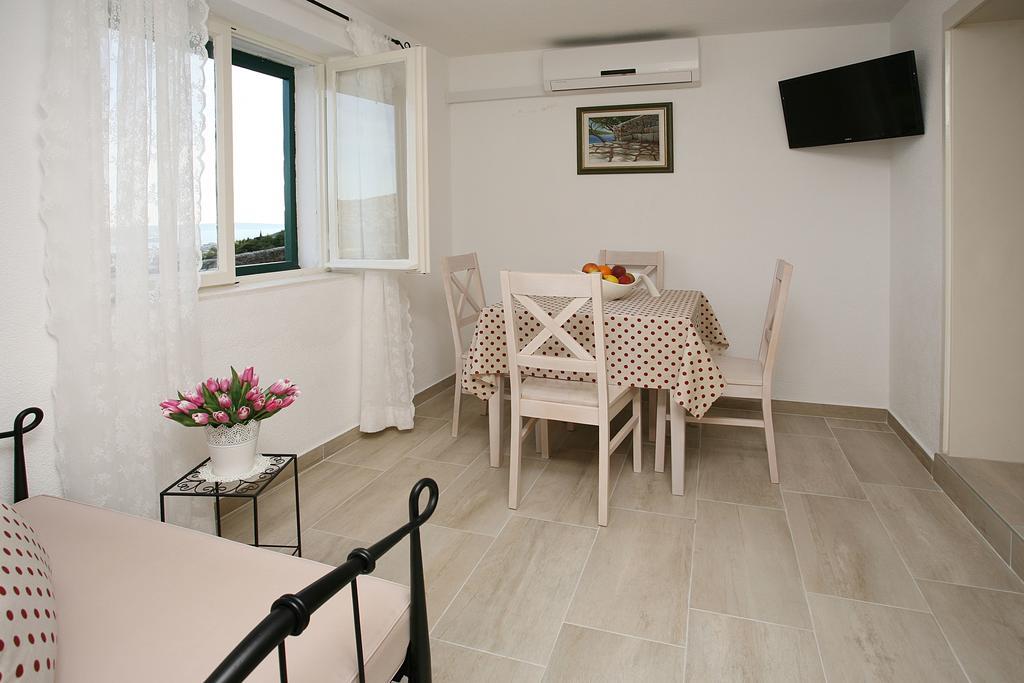 Holiday Home Miklica Klis Экстерьер фото