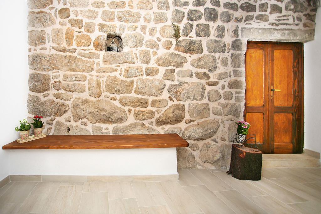 Holiday Home Miklica Klis Экстерьер фото